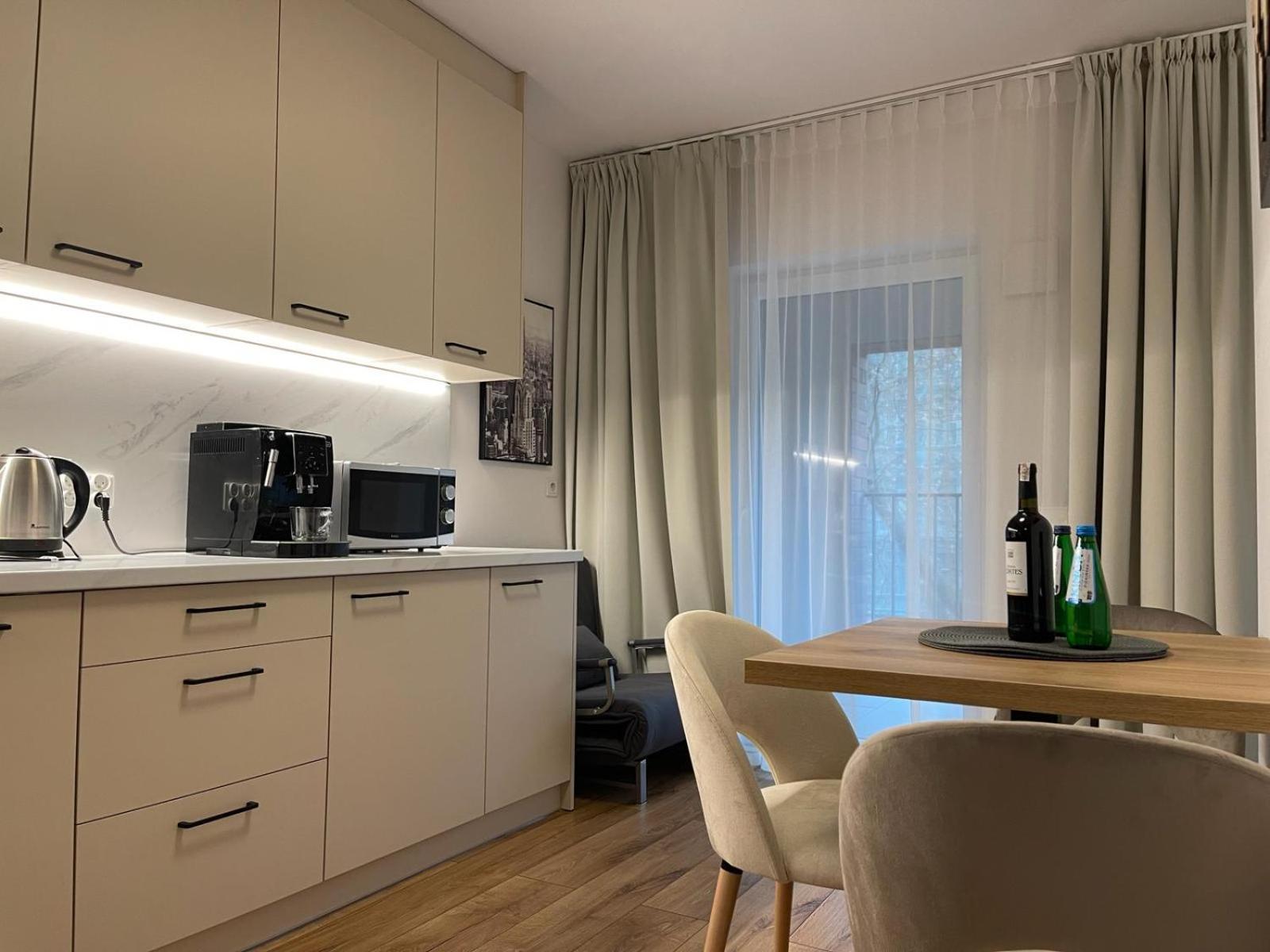 City Sense New Apartments - Main Station And City Center Βρότσλαβ Εξωτερικό φωτογραφία