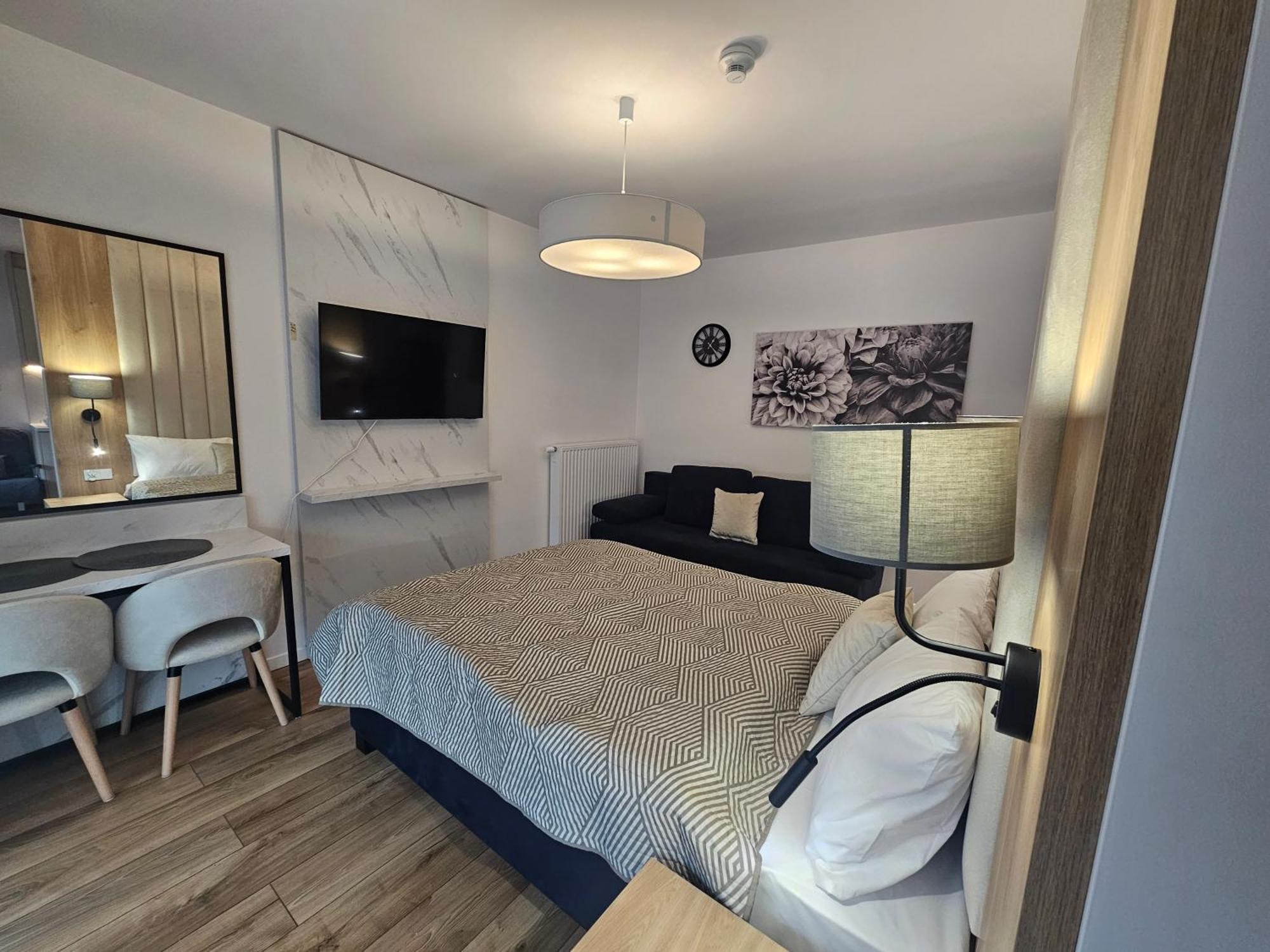 City Sense New Apartments - Main Station And City Center Βρότσλαβ Εξωτερικό φωτογραφία